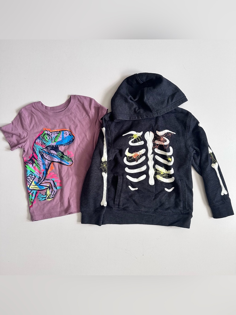 Cat & Jack Bundle Sweatshirt Halloween T-shirt Dinosaur Size 4,5